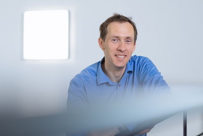 portrait photo of Prof Marc Timme