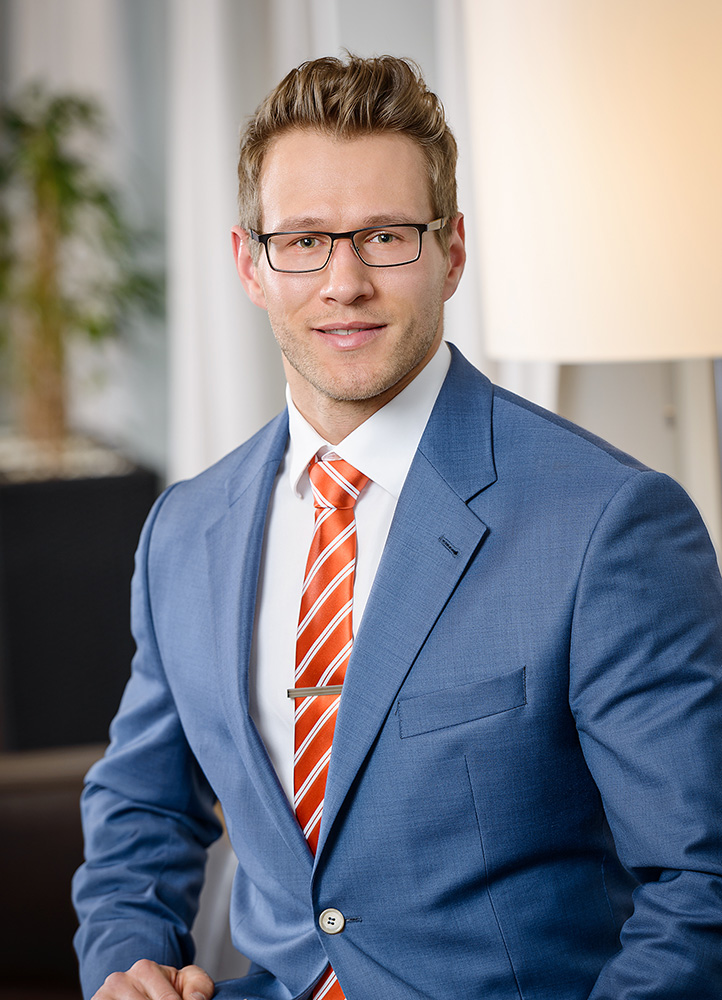 portrait photo dr. tim erdmann